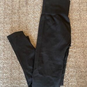 Women’s Ribbed Black Leggings